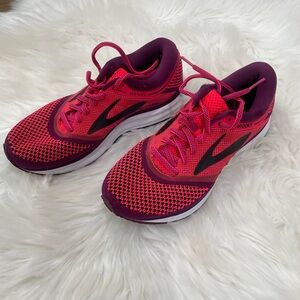 Brooks Revel running shoes